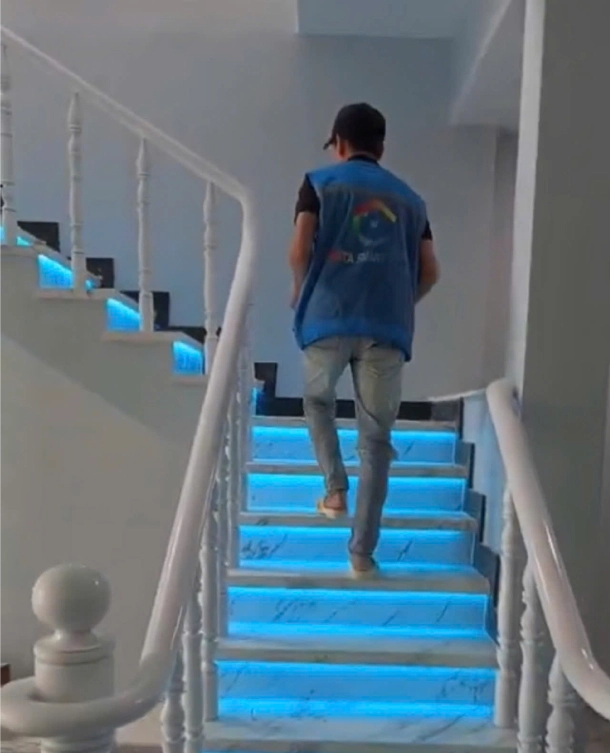 NHÀ THÔNG MINH GITTA 35 giai-phap-den-led-cau-thang